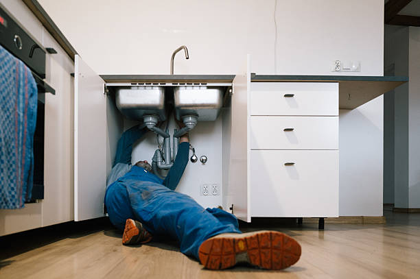 Professional Leak Detection technician working in Wallingford, PA